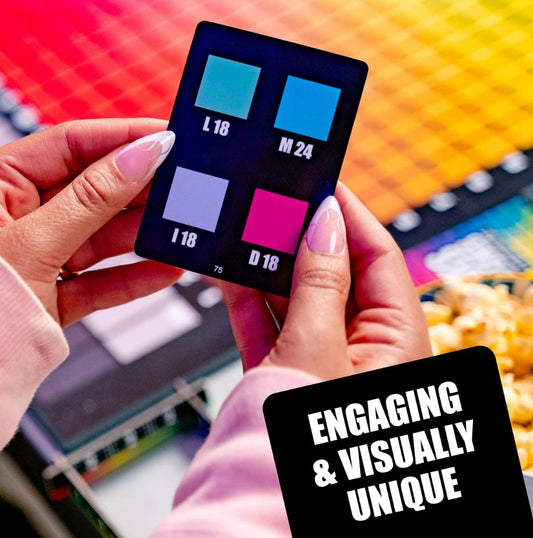 Hues and Ques: El Juego Rápido de Color y Trivia (Edición en Inglés)
