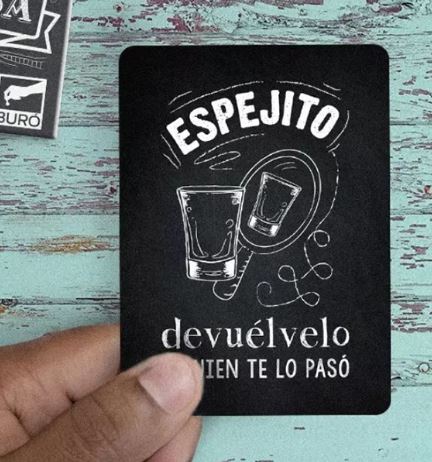 Chúpate Esa (Party Game) - Español