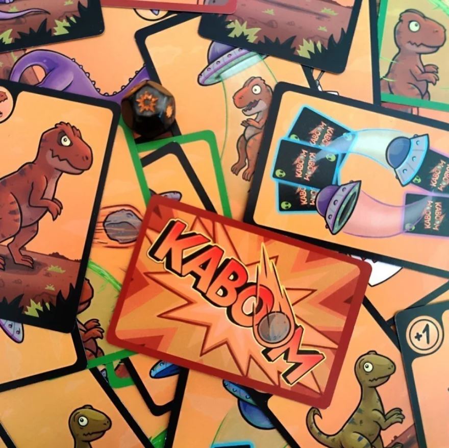Kaboom Universe (Juego de Cartas) - Español